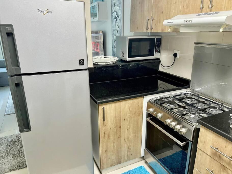 Apartment Continental Tower, Marina - Bright & Elegant 1 Bedroom *
